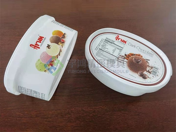 IML Cake container mould